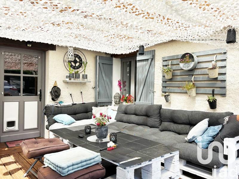 Maison - 95 m² - 5 pièces