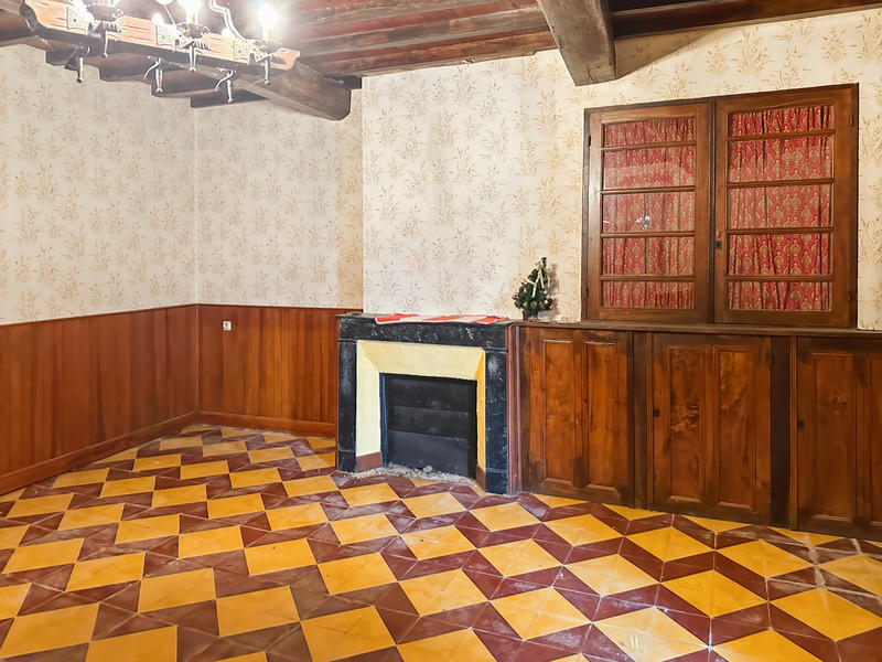 Propriété - 252 m² - 8 pièces