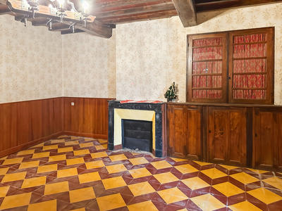 Propriété - 252 m² - 8 pièces