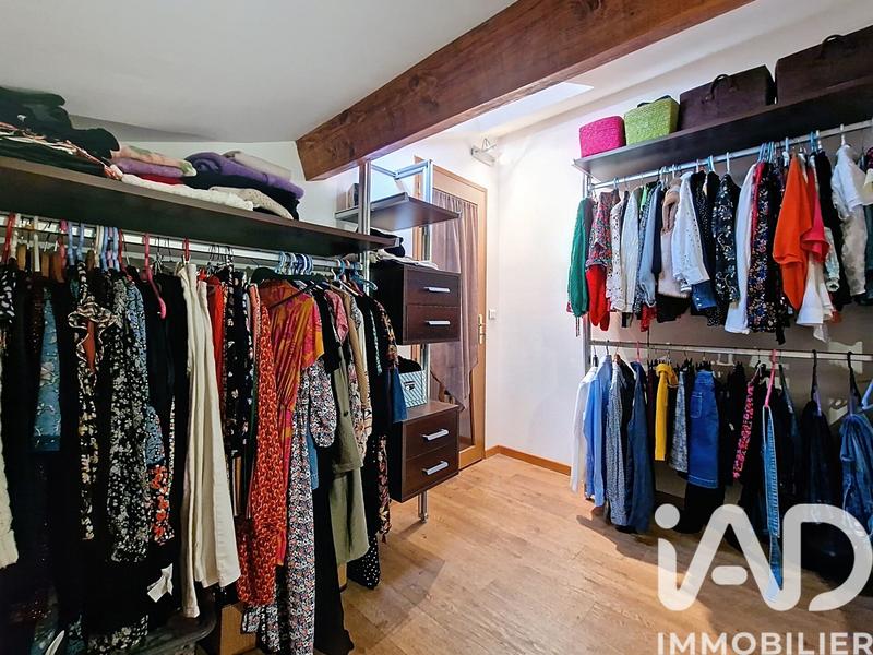 Maison - 94 m² - 5 pièces