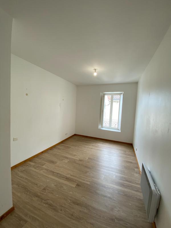 Immeuble - 117 m² - 7 pièces