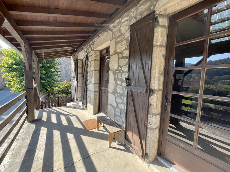 Maison - 116 m² - 9 pièces