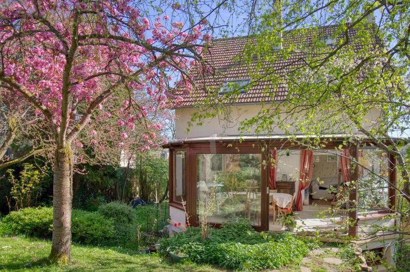 Maison - 178 m² - 8 pièces