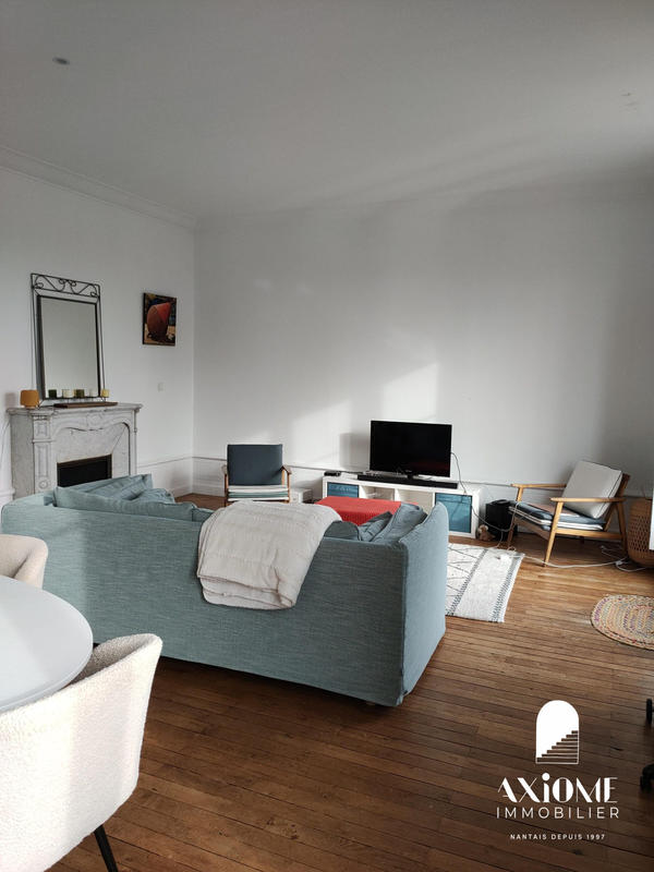 Appartement - 89 m² - 3 pièces