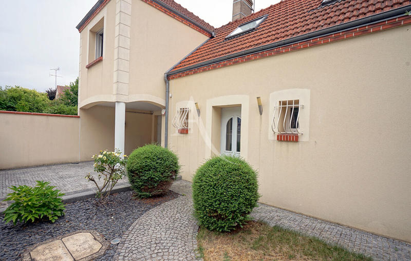 Maison - 118 m² - 6 pièces