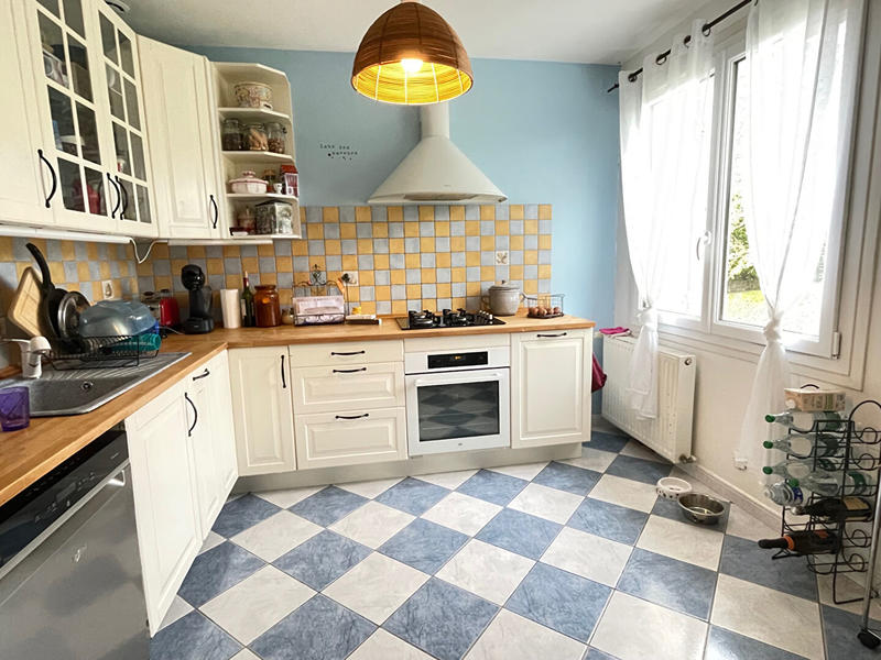 Maison - 120 m² - 8 pièces