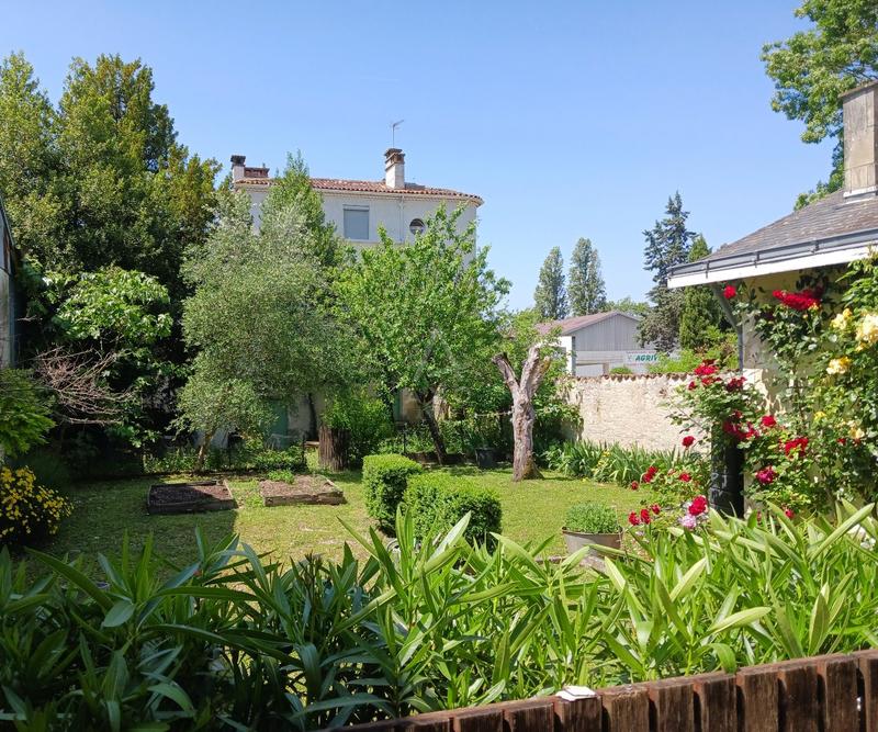 Maison de ville - 180 m² - 7 pièces