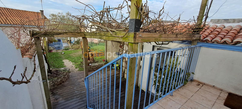 Maison - 98 m² - 5 pièces