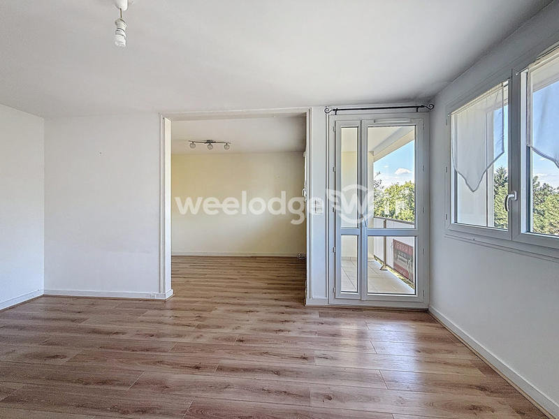 Appartement - 81 m² - 5 pièces