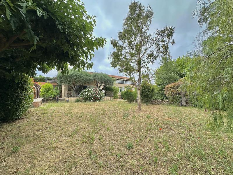 Villa - 365 m² - 10 pièces