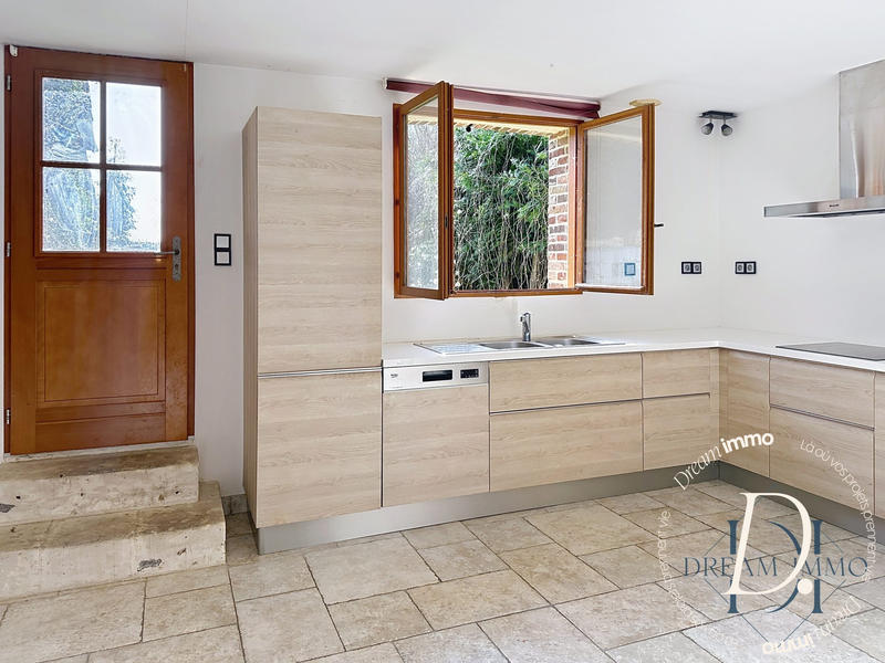 Maison - 102 m² - 5 pièces