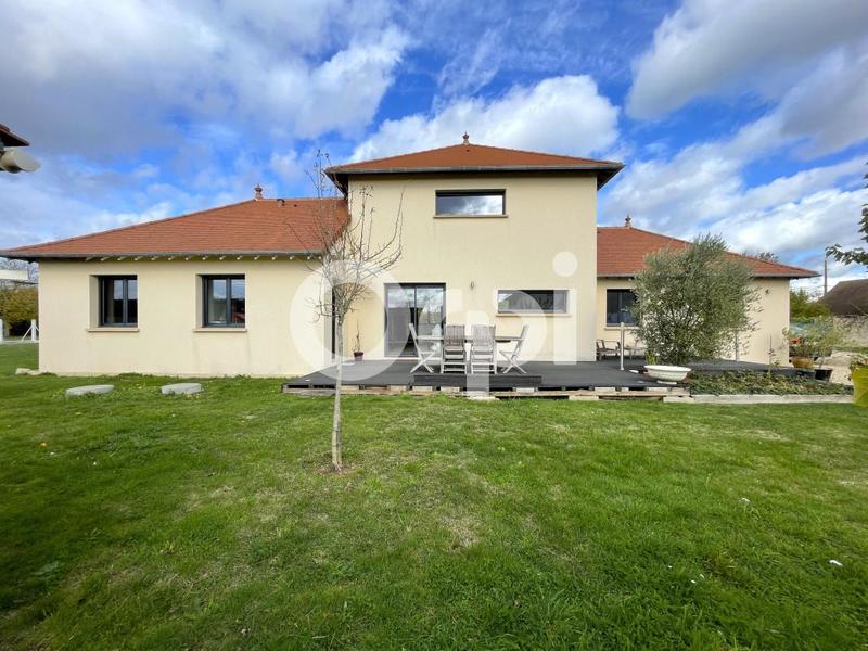 Maison - 162 m² - 5 pièces