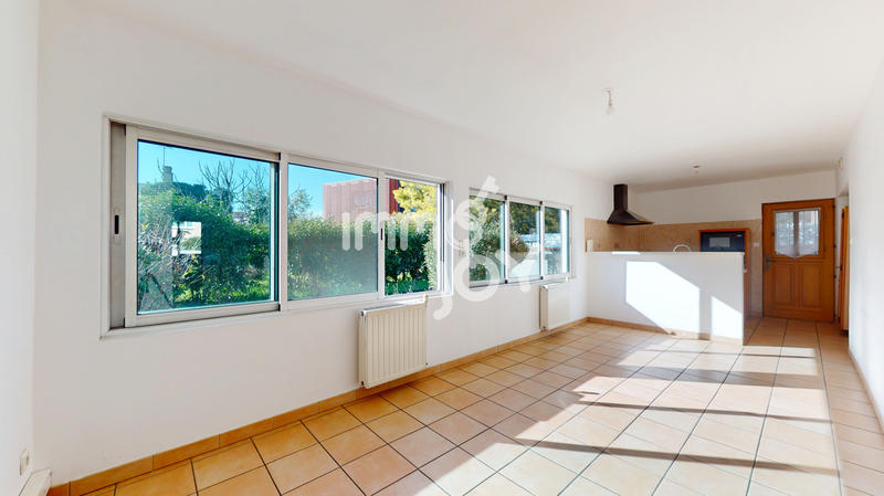 Local commercial - 110 m²