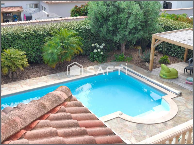 Maison - 140 m² - 5 pièces