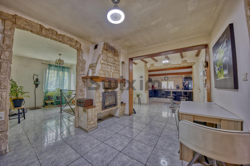 Maison - 143 m² - 6 pièces