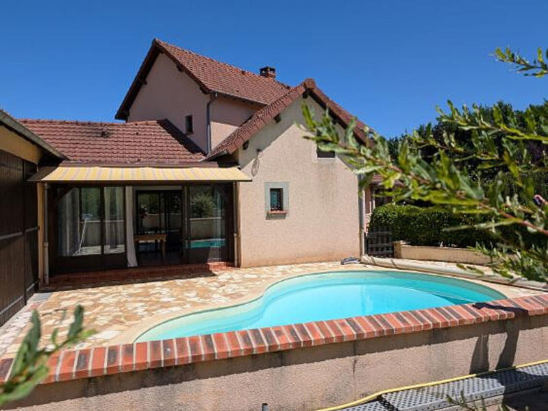 Maison - 169 m² - 7 pièces