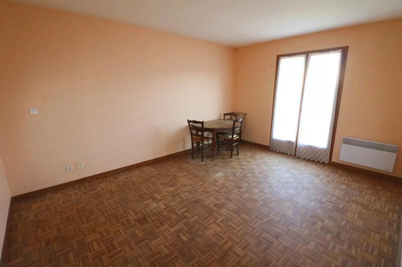 Maison - 206 m² - 7 pièces