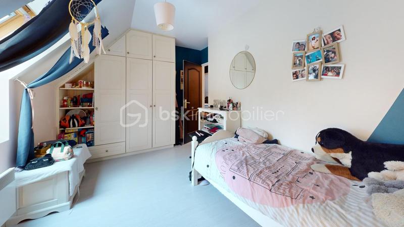 Maison - 98 m² - 5 pièces