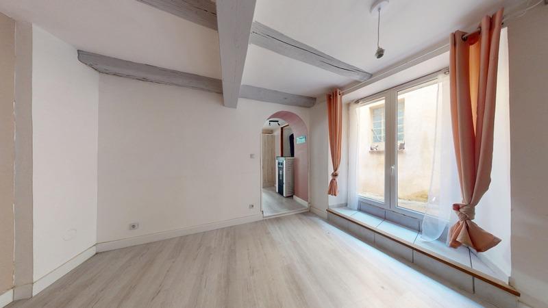 Maison de village - 81 m² - 6 pièces