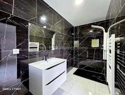 Maison - 144 m² - 5 pièces