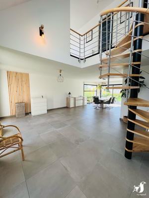 Maison - 156 m² - 4 pièces