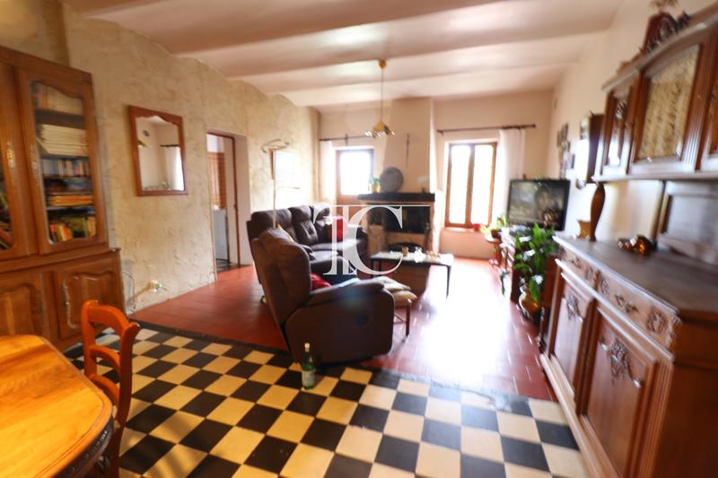 Maison - 192 m² - 7 pièces