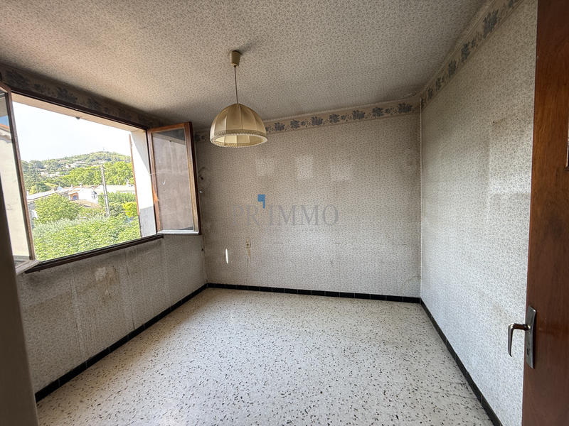 Maison - 73 m² - 5 pièces