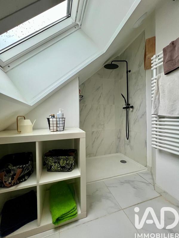 Maison - 144 m² - 8 pièces