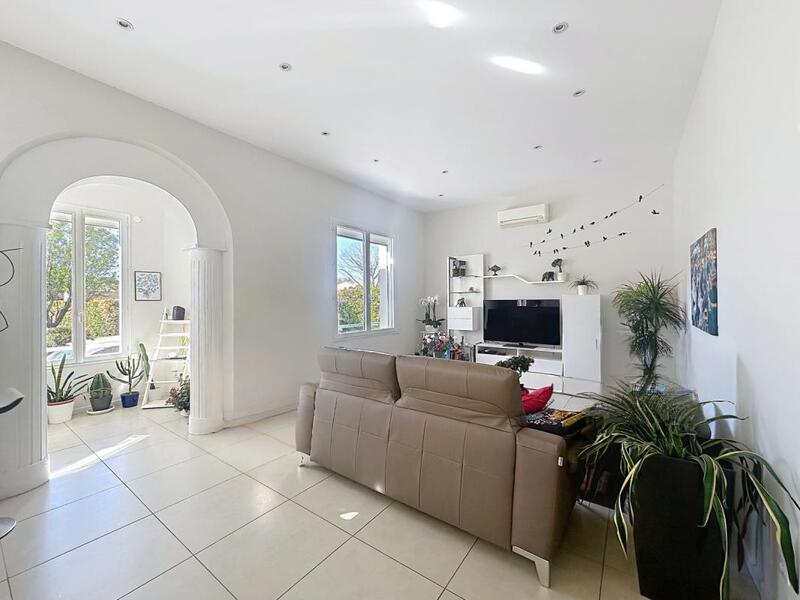 Maison - 110 m² - 4 pièces