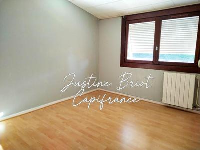 Maison - 81 m² - 4 pièces