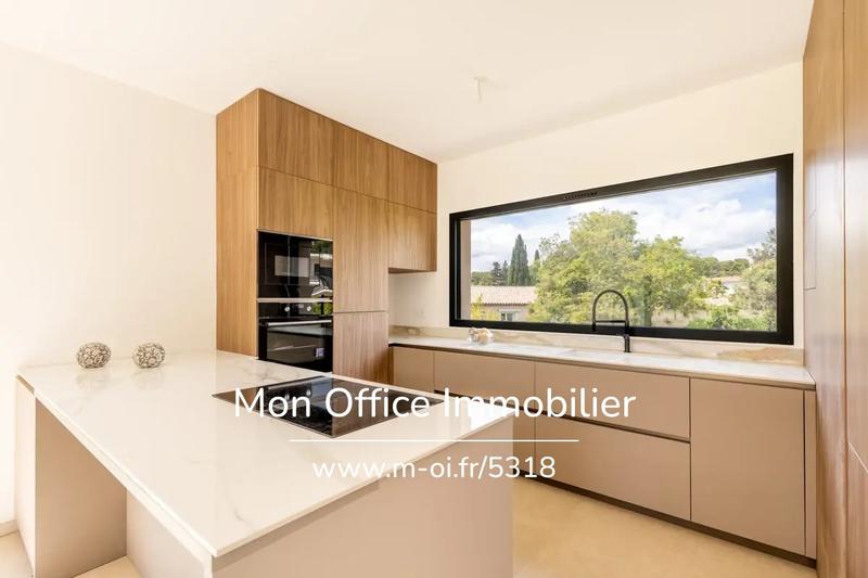 Maison - 291 m² - 8 pièces