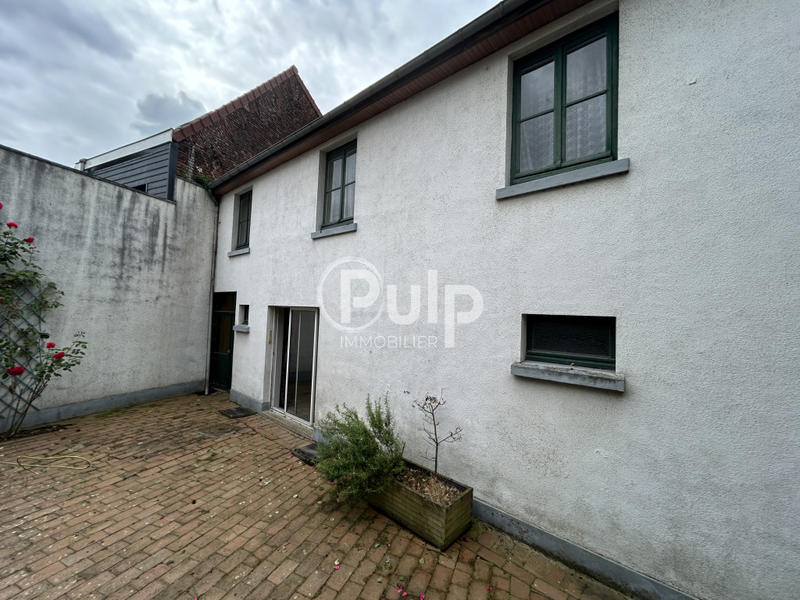 Maison - 180 m² - 7 pièces