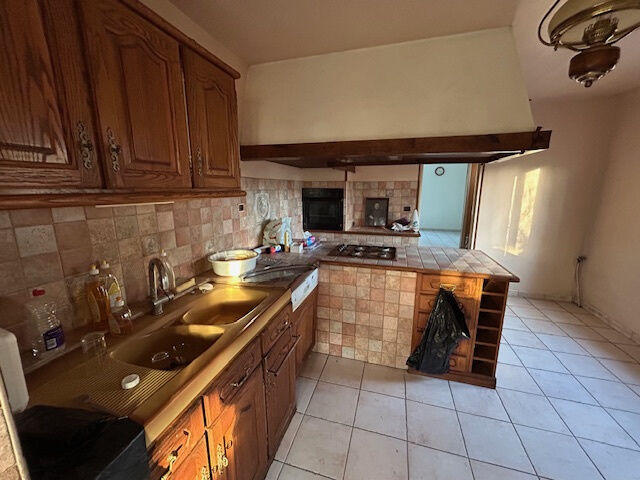 Maison - 137 m² - 7 pièces