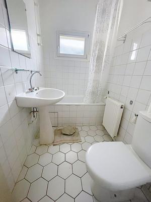 Maison - 68 m² - 5 pièces