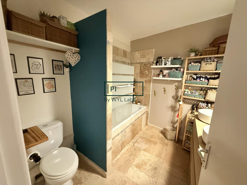 Appartement - 83 m² - 3 pièces