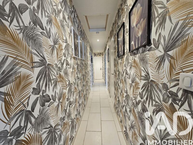 Appartement - 90 m² - 3 pièces