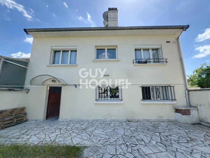 Maison - 172 m² - 10 pièces