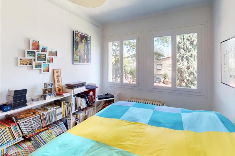 Villa - 200 m² - 9 pièces