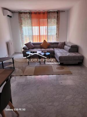 Appartement - 77 m² - 3 pièces