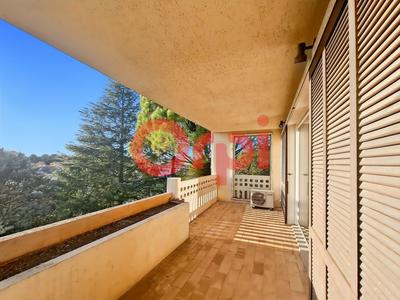 Appartement bourgeois - 112 m² - 4 pièces