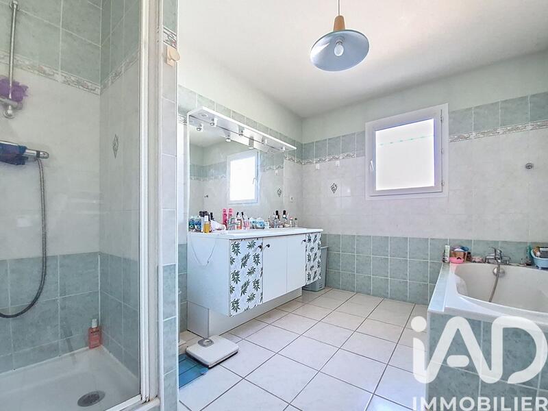 Maison - 115 m² - 4 pièces