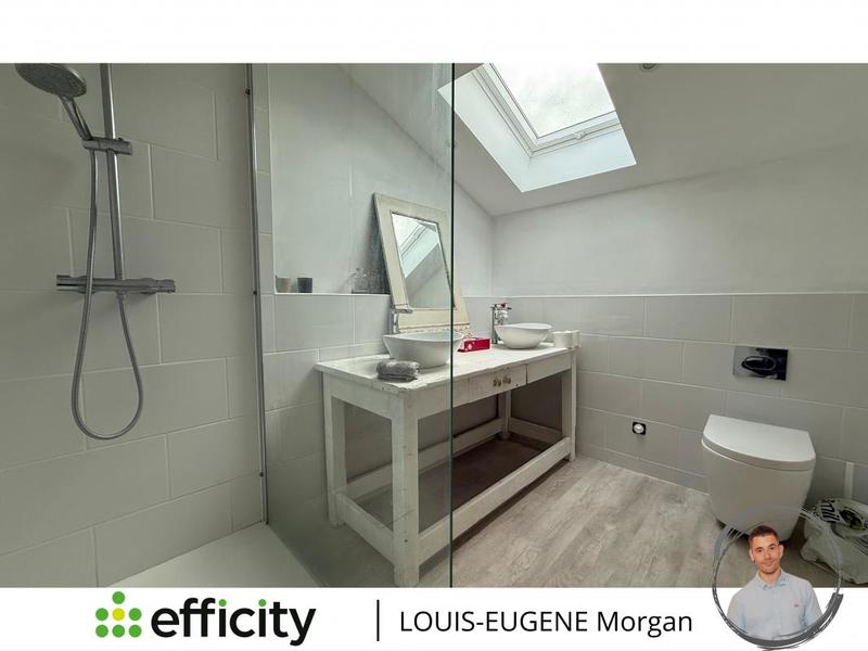 Corps de ferme - 780 m² - 7 pièces