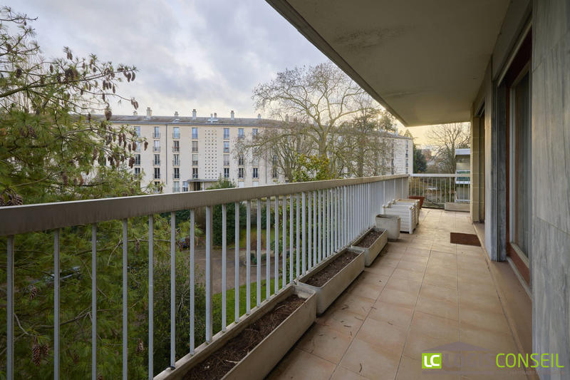 Appartement - 163 m² - 5 pièces