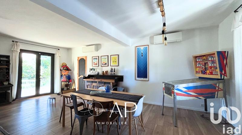 Maison - 181 m² - 7 pièces