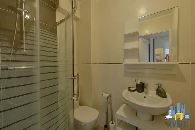 Appartement - 90 m² - 4 pièces