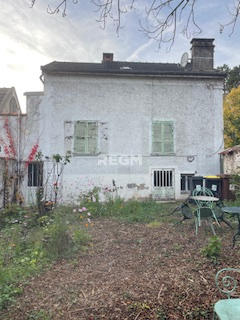 Maison - 80 m² - 5 pièces