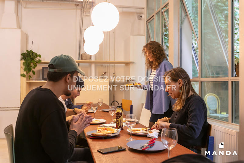 Chambre - 12 m² - 12 pièces