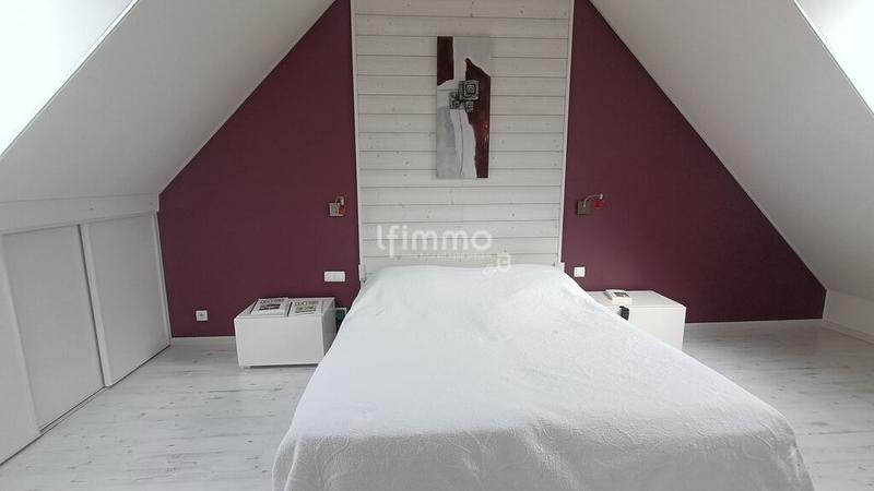 Pavillon - 150 m² - 7 pièces