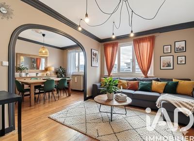 Appartement - 65 m² - 4 pièces