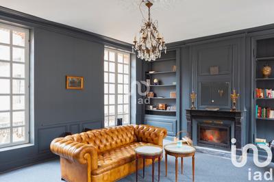 Maison - 650 m² - 15 pièces